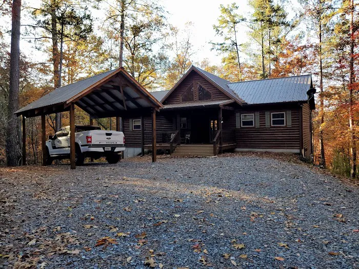 Hollow Tree Hideaway Picture 6