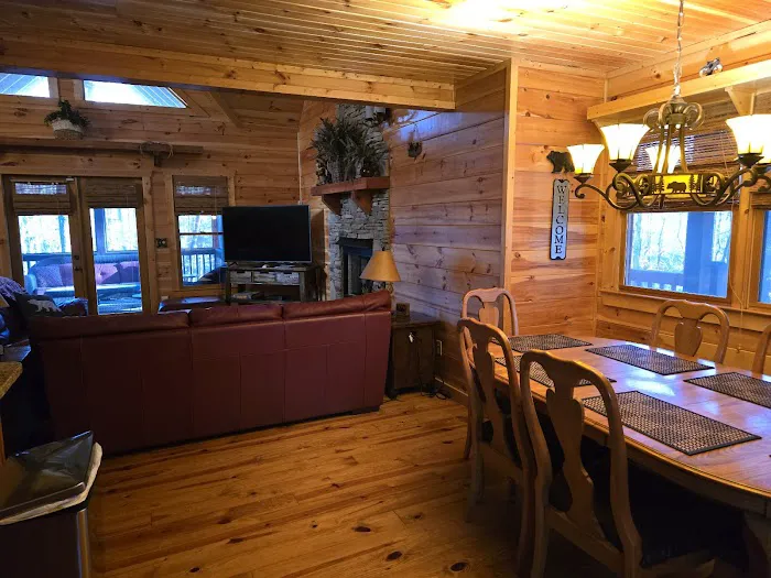 Bearfoot Lodge Picture 3