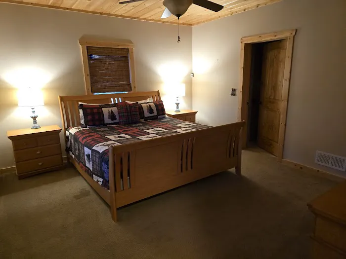 Bearfoot Lodge Picture 7