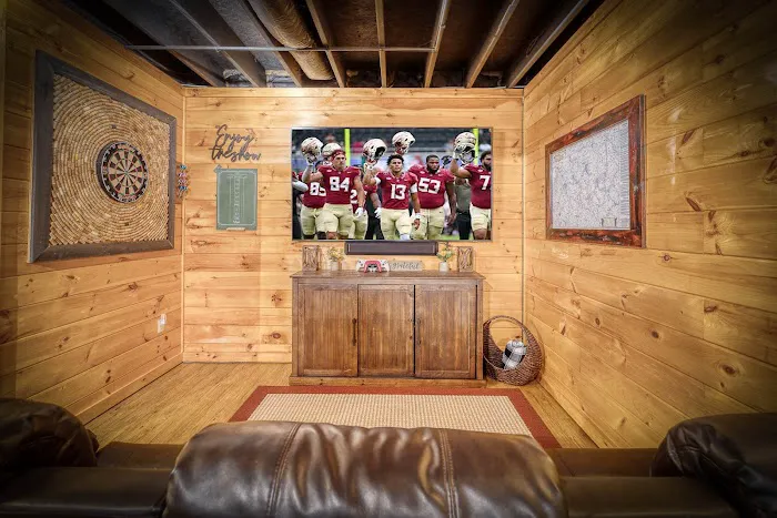 Huckleberry Hideaway Picture 6