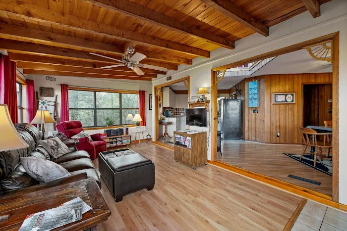 ILoveView-CabinRental Picture 3