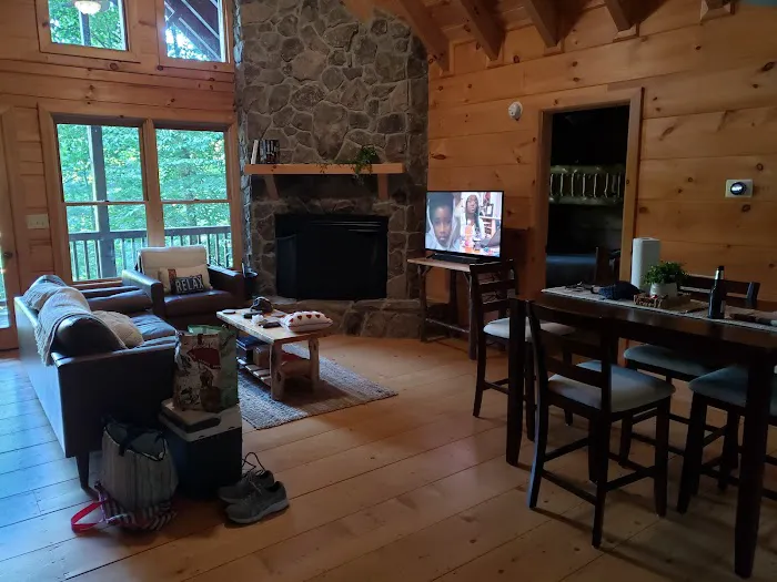 Birds Eye View Cabin Picture 5