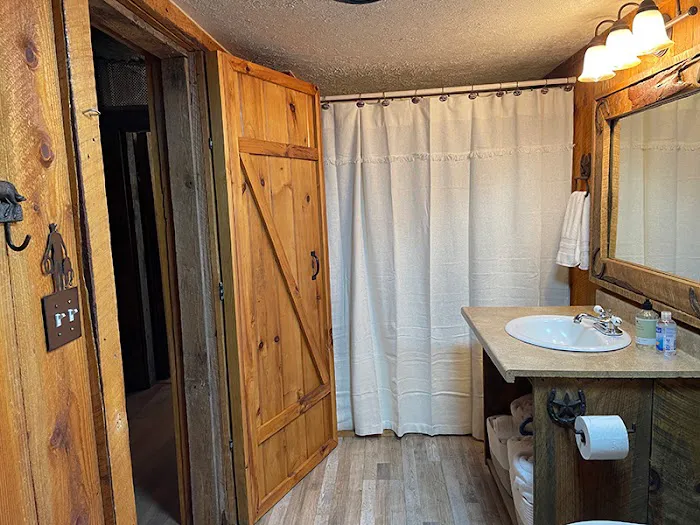 Bubbe's Barn at Camp Chet (Reservations required) Picture 2