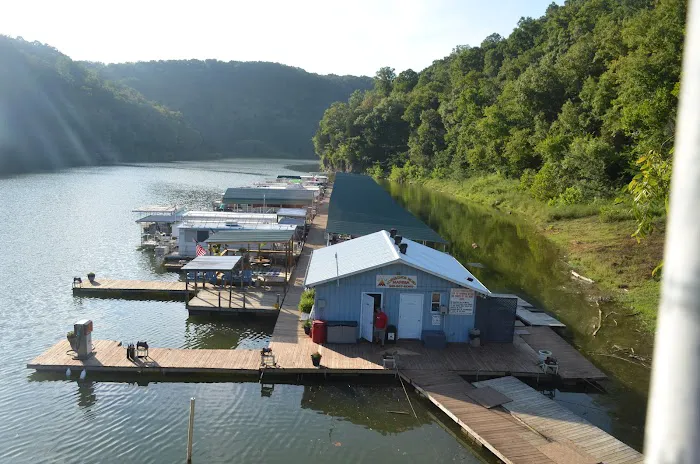 Horseshoe Bend Marina & Campgrounds Picture 1