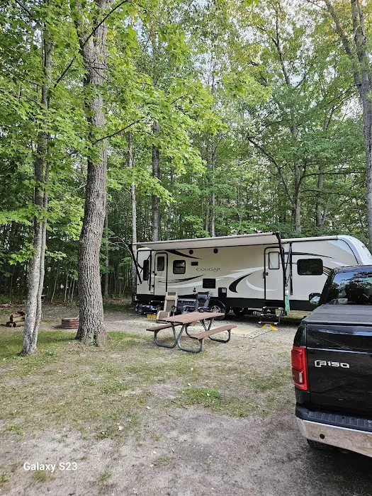 UAW Black Lake Campground Picture 10