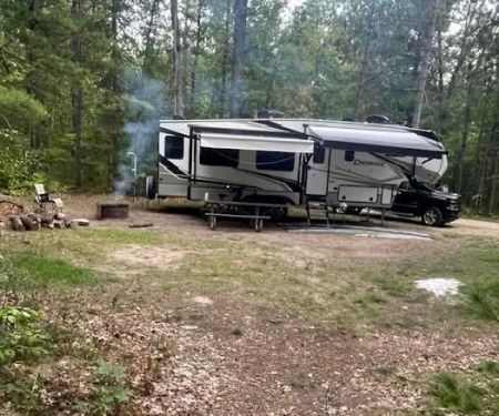 Jewell Lake Campground