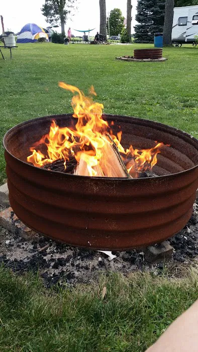 Cozy Corners Campground Picture 5