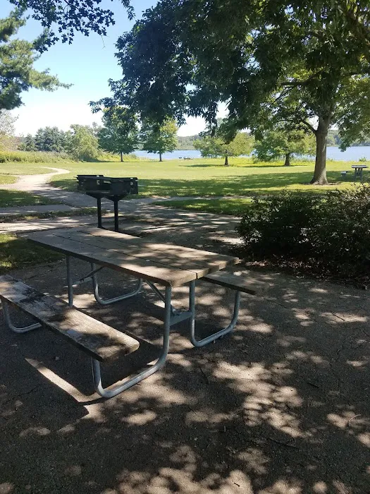 Shabbona Lake State Park Campground Picture 10