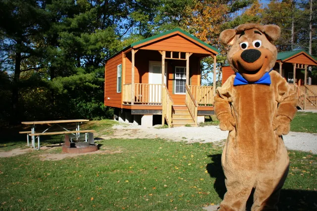 Jellystone Park Camp-Resort in Caledonia, WI Picture 4