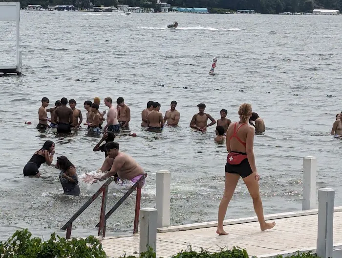 Bigfoot beach Picture 2