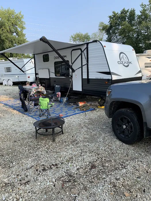 Fondulac Park Carl Spindler Campground Picture 7