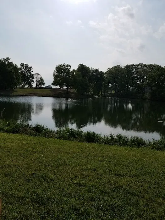 Riverfront private campground Picture 9