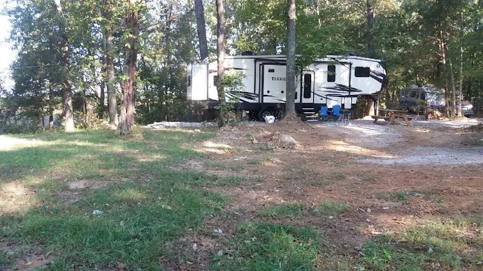 Dixieland Campground Picture 7