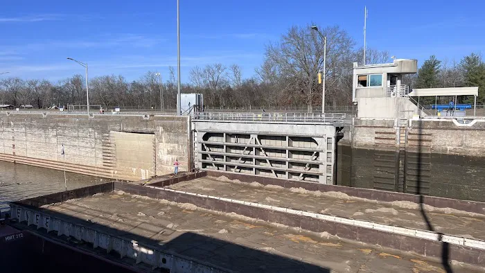 Cheatham Lock and Dam Picture 3