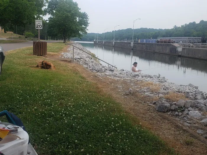 Cheatham Lock and Dam Picture 5