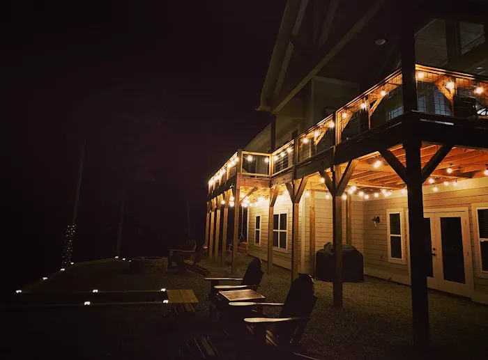 Lakeside Paradise Picture 4