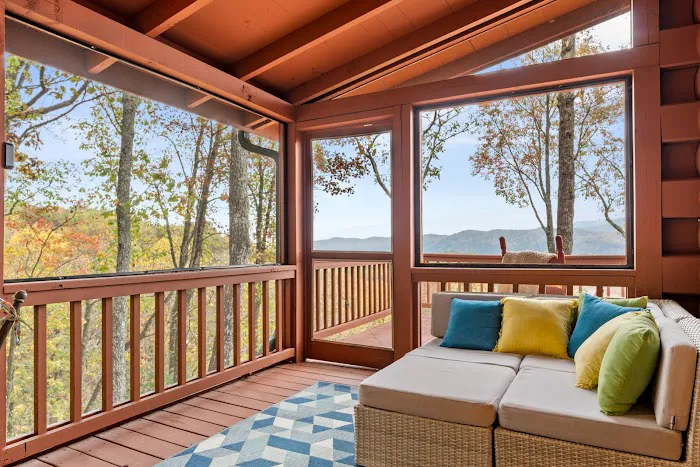 Killer View Cabin Picture 3