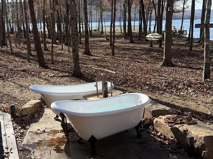 Mullins Bay Cabins Picture 1