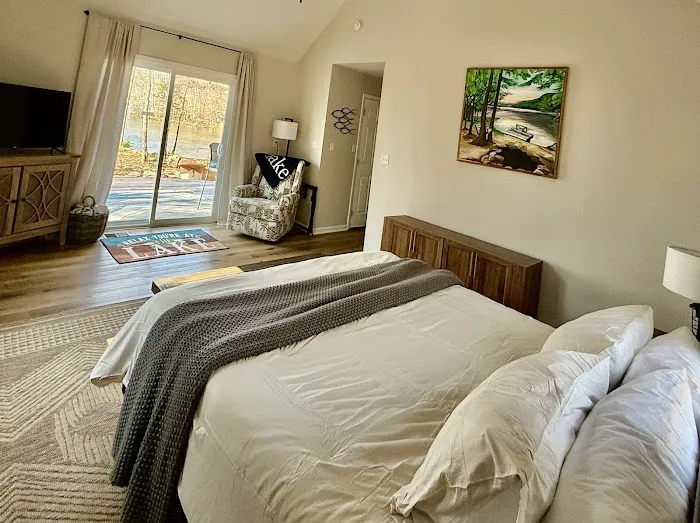 Mullins Bay Cabins Picture 7