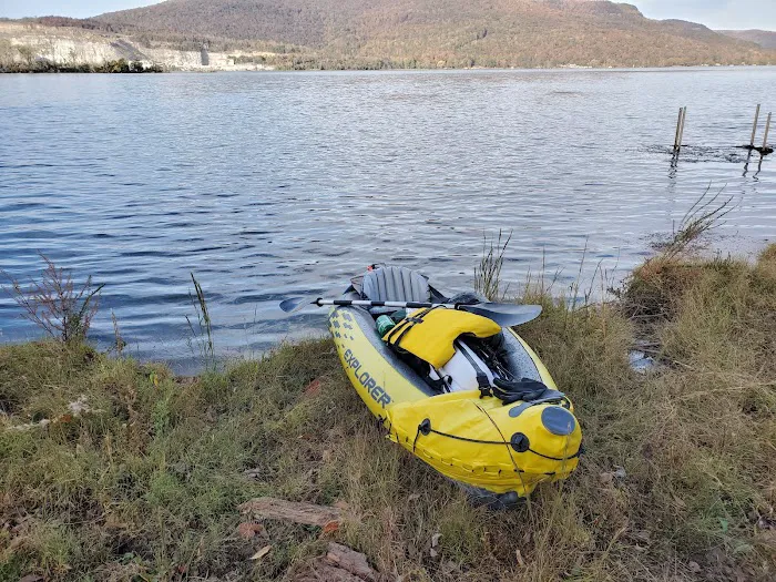 Oates Island Campsite Picture 3