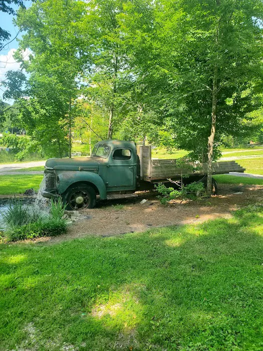 Round Pond Retreat Picture 6