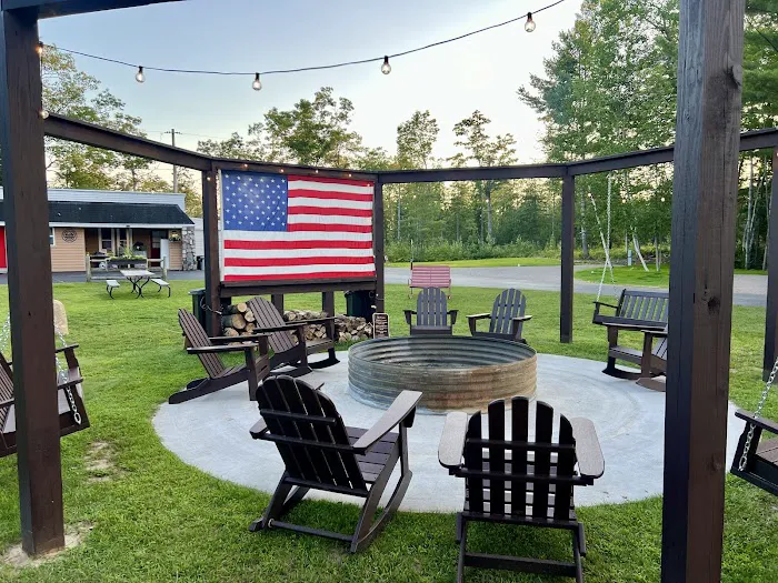 Ocqueoc Cabins & Campsites Picture 3