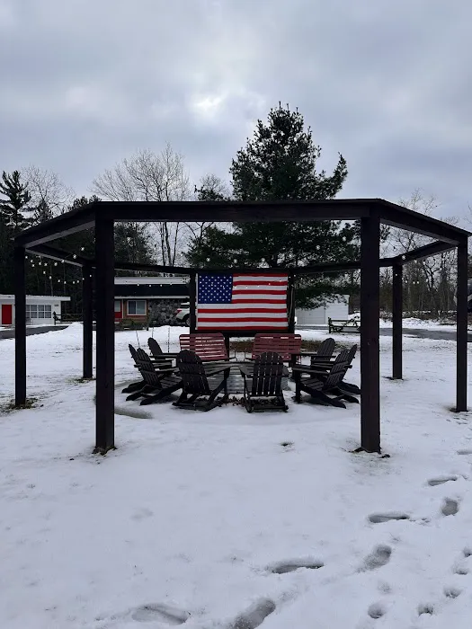 Ocqueoc Cabins & Campsites Picture 1