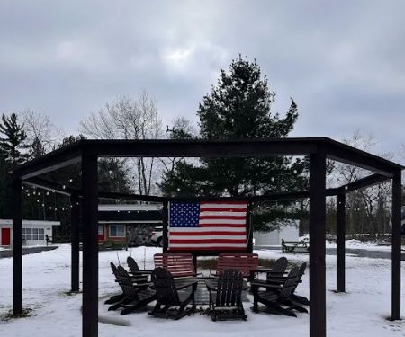 Ocqueoc Cabins & Campsites