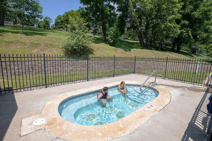 Lake Louise RV Resort Picture 6