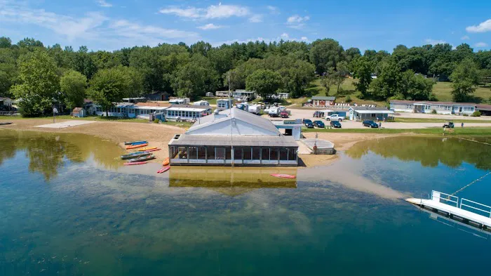 Lake Louise RV Resort Picture 3