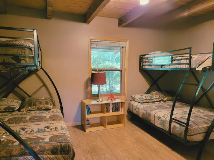 Megan's Lodge Picture 2