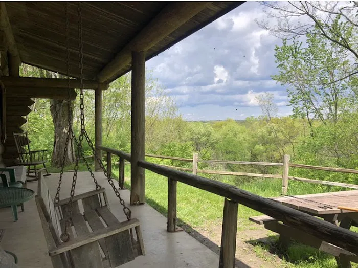 Cabin on the Hill Picture 4