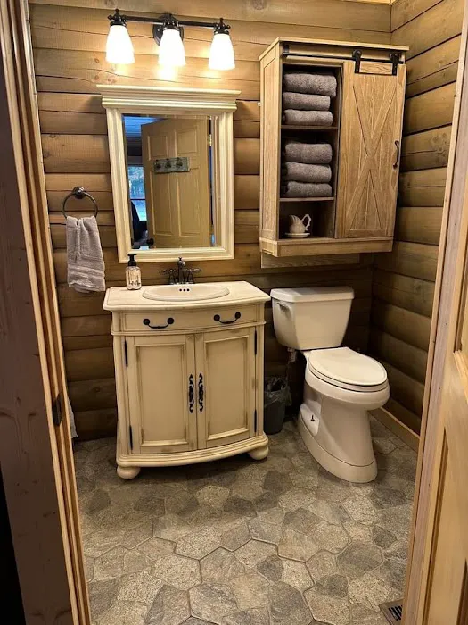 Wanderlust Lodge Picture 6