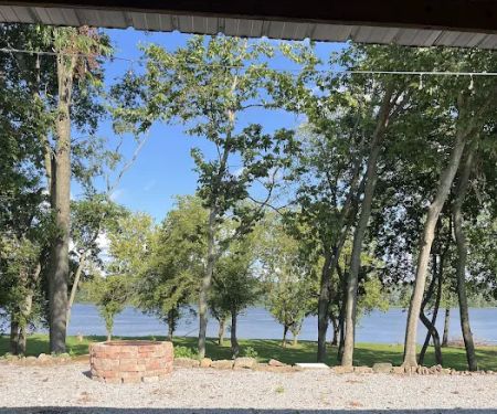 Crnovich River Retreat