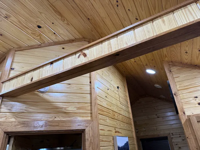 Ground Zero Lodging Picture 4