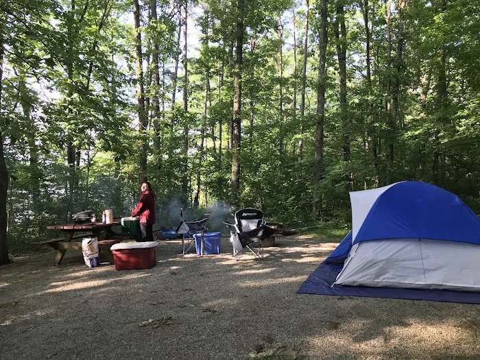 Oak Point Campground Picture 3