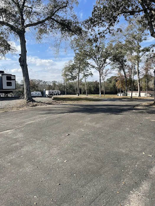 Oakwood RV Park Picture 1