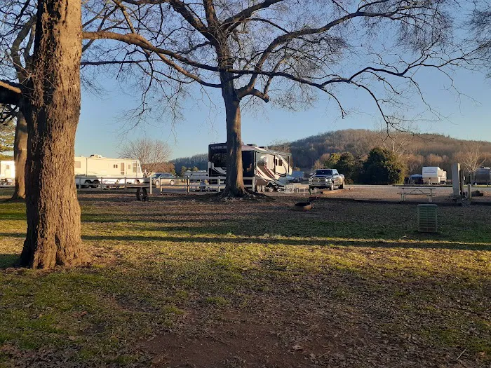 Cedar Creek RV & Outdoor Center Picture 9