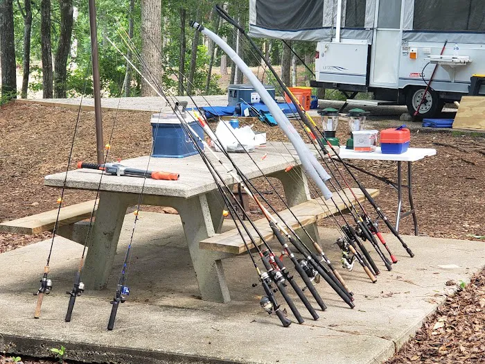 Holiday Campground Picture 8