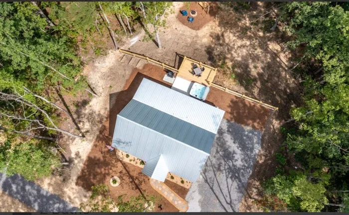 Whitetail Fawn Cabin Picture 4