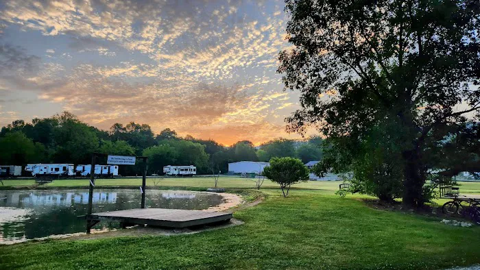 R Haven Overnight Family Park Picture 2