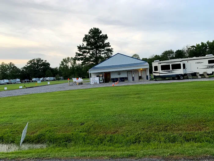 Camper Hollow Campground. 615.606.4346 Picture 2