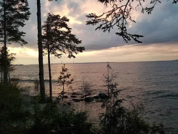 Mackinaw Mill Creek Campground Rally Building Picture 10