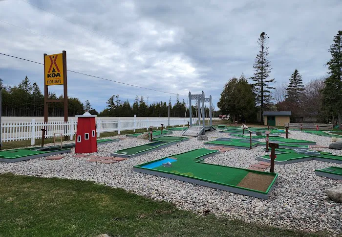 St. Ignace / Mackinac Island KOA Holiday Picture 5