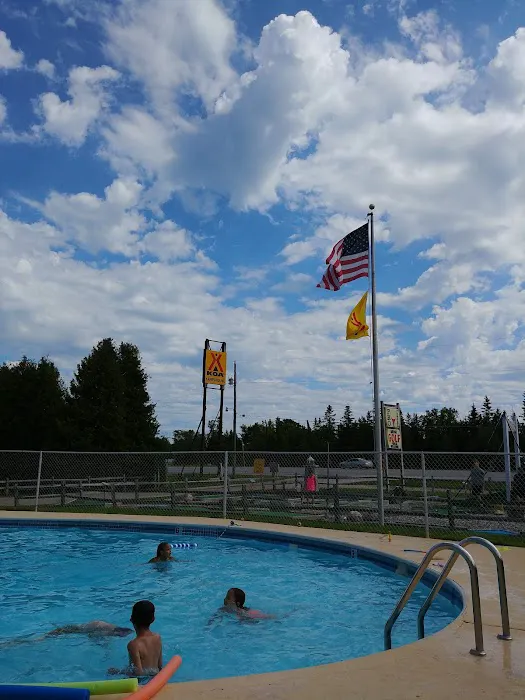 St. Ignace / Mackinac Island KOA Holiday Picture 2