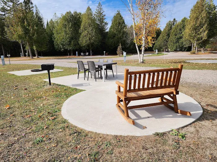 St. Ignace / Mackinac Island KOA Holiday Picture 10