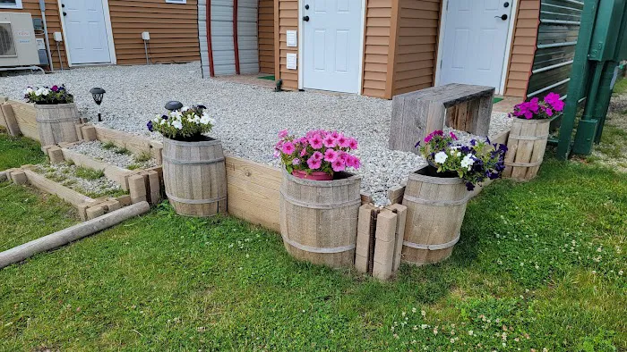 Island View Camp and RV Park Picture 3