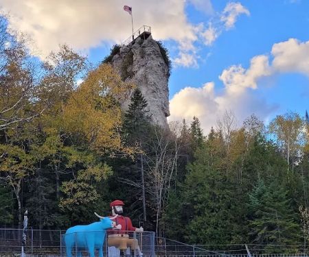 Castle Rock Lakefront Campark