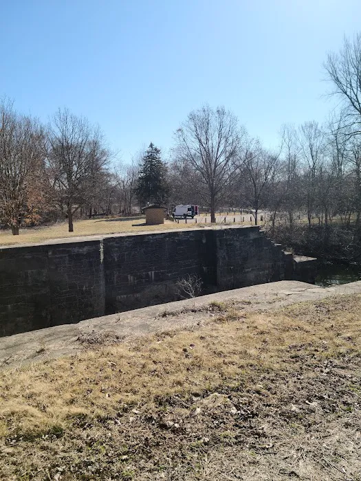 Hennepin Canal - Lock 6 Campground Picture 5