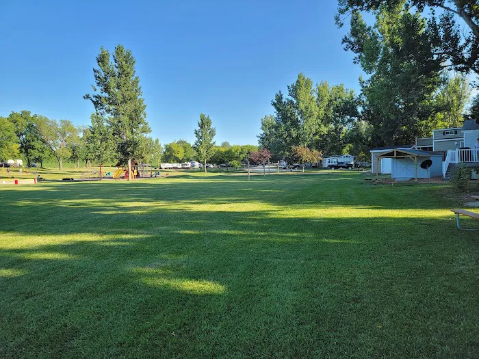 Milton KOA Holiday Picture 2